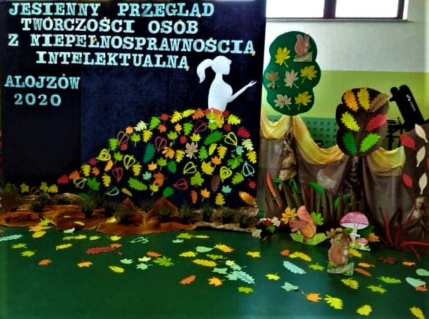 Pokaż zdjęcie: Jesienny Przegląd Twórczości ON  dekoracja, źródło PSONI Werbkowice
