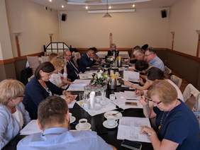 Pokaż zdjęcie: Obrady Regionalnej Kapituły XII edycji Konkursu Lodołamacze 2017