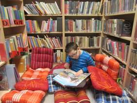 Pokaż zdjęcie: Zajęcia z Fundacją Help You w Filii Biblioteki - os. Gorzków
