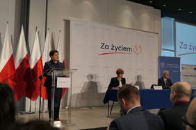Pokaż zdjęcie: Wystąpienie Beaty Szydło - Wiceprezesa Rady Ministrów, Przewodniczącej Komitetu Społęcznego Rady Ministrów