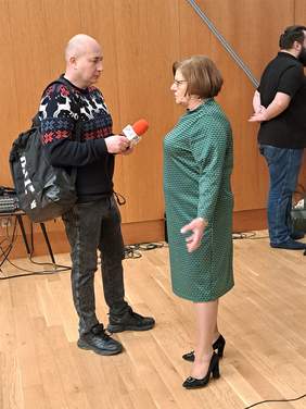Dyrektor Aleksandra Gierej podczas wywiadu dla Radia PiK