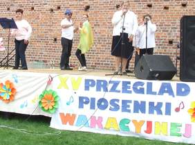 Pokaż zdjęcie: uczestnicy imprezy integracyjnej 