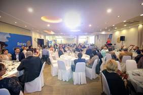 Pokaż zdjęcie: ROTARY WINE NIGHT