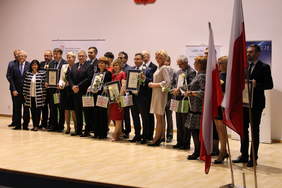Pokaż zdjęcie: Laureaci i Członkowie Kapituły