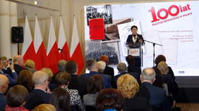 Pokaż zdjęcie: Wicepremier Beata Szydło