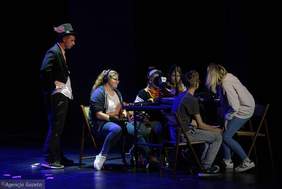 Pokaż zdjęcie: spektakl teatralno – muzyczny, fot. Paweł Małecki 