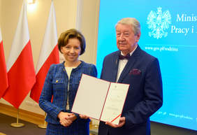 Pokaż zdjęcie: Janusz Piątek z minister Marleną Maląg