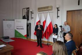 Pokaż zdjęcie: Ks. Piotr Brzozowski – Zastępca Dyrektora Caritas Archidiecezji Gdańskiej.