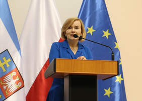 Pokaż zdjęcie: Wiceminister Sportu i Turystyki Anna Krupka 