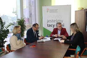 Pokaż zdjęcie: Zawarcie umowy z Gminą Łęczna