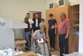 Dyrektor oddziału wielkopolskiego Anna Skupień  i Andrzej Gonia dyrektor oddziału lubuskiego Państwowego Funduszu Rehabilitacji Osób Niepełnosprawnych