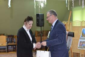 Pokaż zdjęcie: Nagradzanie laureatów