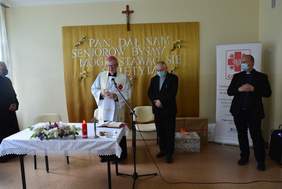 Pokaż zdjęcie: Otwarcie Klubu Seniora i mieszkań wspieranych w Czyżowicach, źródło zdjęcia: Radio eM Kielce 