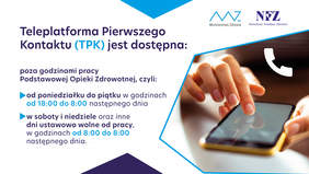 Dłoń trzymająca telefon a drugą ręką pisze na ekranie telefonuk