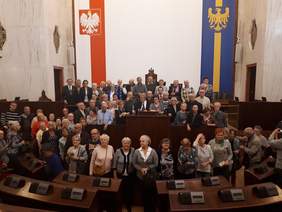 Uczestnicy GAli 70 lecia PZG w Sali Sejmu Śląskiego