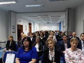 Pokaż zdjęcie: Uczestnicy konferencji