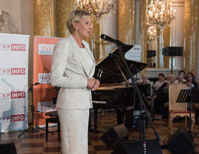 Pokaż zdjęcie: Agata Kornhauser-Duda