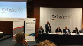 Pokaż zdjęcie: Ks. Stanisław Podfigórny w trakcie powiatnai gości