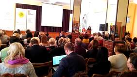 Pokaż zdjęcie: Wystąpienie Doroty Habich, p.o. Prezesa Zarządu PFRON podczas konferencji w Szamotułach pt.: „Spółdzielnie socjalne jako sposób na przeciwdziałanie bierności zawodowej osób niepełnosprawnych”