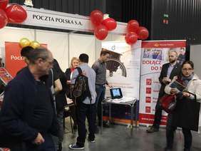 Pokaż zdjęcie: Stoisko Poczt polskiej S.A.