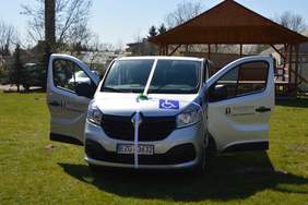 Pokaż zdjęcie: nowe auto dla PSONI w Zgierzu