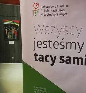 Pokaż zdjęcie: Wystawa prac ubiegłorocznego Konkursu Plastycznego w opolskim Teatrze Lalki i Aktora