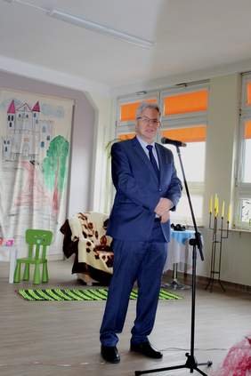 Pokaż zdjęcie: New_Folder_Krzysztof_Micha_kiewicz_Pe_nomocnik_Rz_du_ds__Os_b_Niepe_nosprawnych.jpg