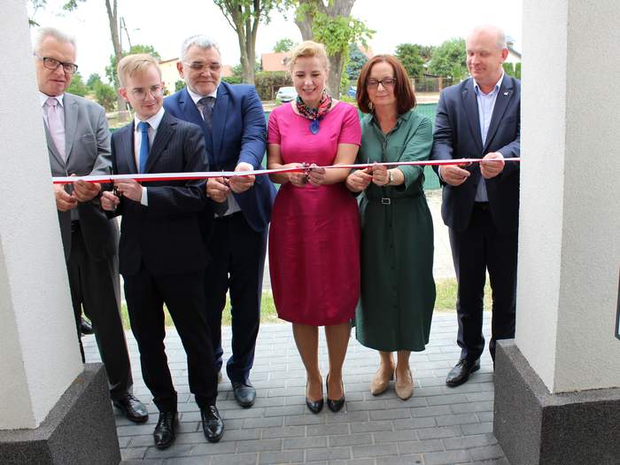Pokaż zdjęcie: Krzysztof Michałkiewicz, Piotr Patkowski, Krzysztof Niewiadomski, Małgorzata Paprota, Małgorzata Romanko