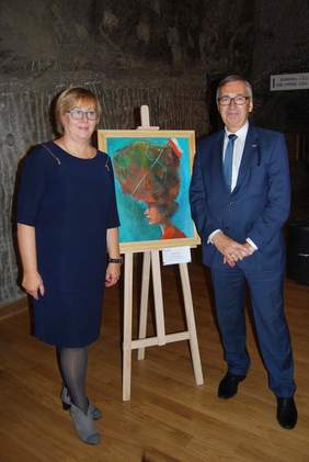 Pokaż zdjęcie: Dyrektor Marta Mordarska oraz wiceminister Stanisław Szwed - Gala 2017