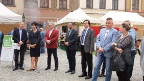 Pokaż zdjęcie: Uroczyste rozpoczęcie targów