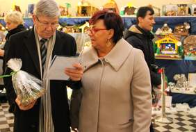 Pokaż zdjęcie: Władysław Skwarka Dyrektor Oddziału Łódzkiego PFRON i Halina Chojnacka Prezes Zarządu Oddziału Stowarzyszenia 