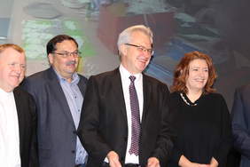 Pokaż zdjęcie: Anna Chwałek, Krzysztof Michałkiewicz, Ryszard Montusiewicz, ks. Tadeusz Pajurek
