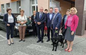 Pokaż zdjęcie: Uczestnicy spotkania w PSONI Koło w Miechowie. Na zdjęciu goście oraz organizatorzy spotkania
