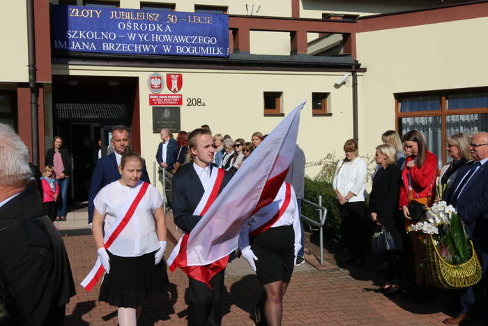 Pokaż zdjęcie: Jubileusz 50-lecia SOSW w Bogumiłku