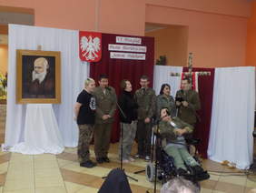 Uczestnicy Przeglądu Pieśni Patriotycznej "JESTEM POLAKIEM"