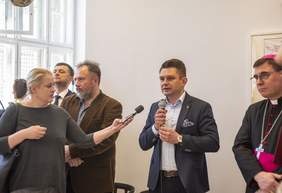Pokaż zdjęcie: przedstawiciele władz samorządowych