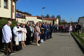 Pokaż zdjęcie: Uczestnicy obchodów 50-lecia Ośrodka