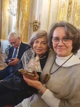 Pokaż zdjęcie: Pani Barbara Jaskierska