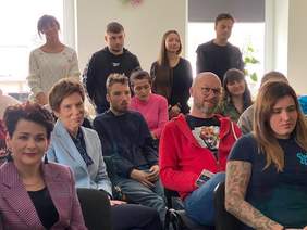 Pokaż zdjęcie: Prapremiera filmu „Gen Niezależności”, dofinansowanego ze środków PFRON, z udziałem Anny Skupień, dyrektor Oddziału Wielkopolskiego PFRON