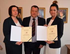 Pokaż zdjęcie: Kierownicy ZAZ-ów z certyfikatami