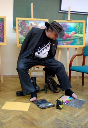 Pokaż zdjęcie: Stanisław Kmiecik - artysta malarz
