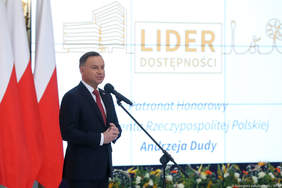 Pokaż zdjęcie: Pan Prezydent Andrzej Duda przemawia na gali
