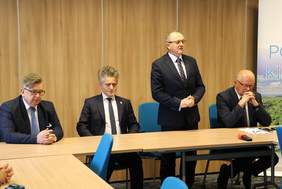 Pokaż zdjęcie: Dyrektor Andrzej Michalski zabiera głos